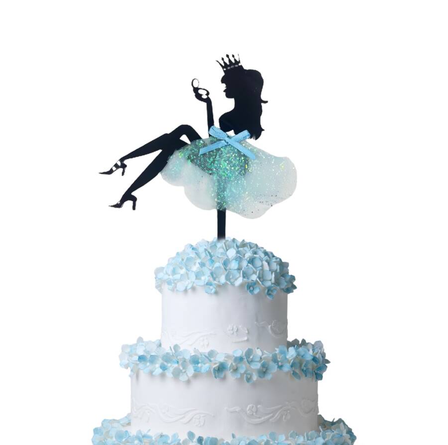 TÜL ETEKLİ BRIDE PASTA ÜSTÜ PLEKSİ